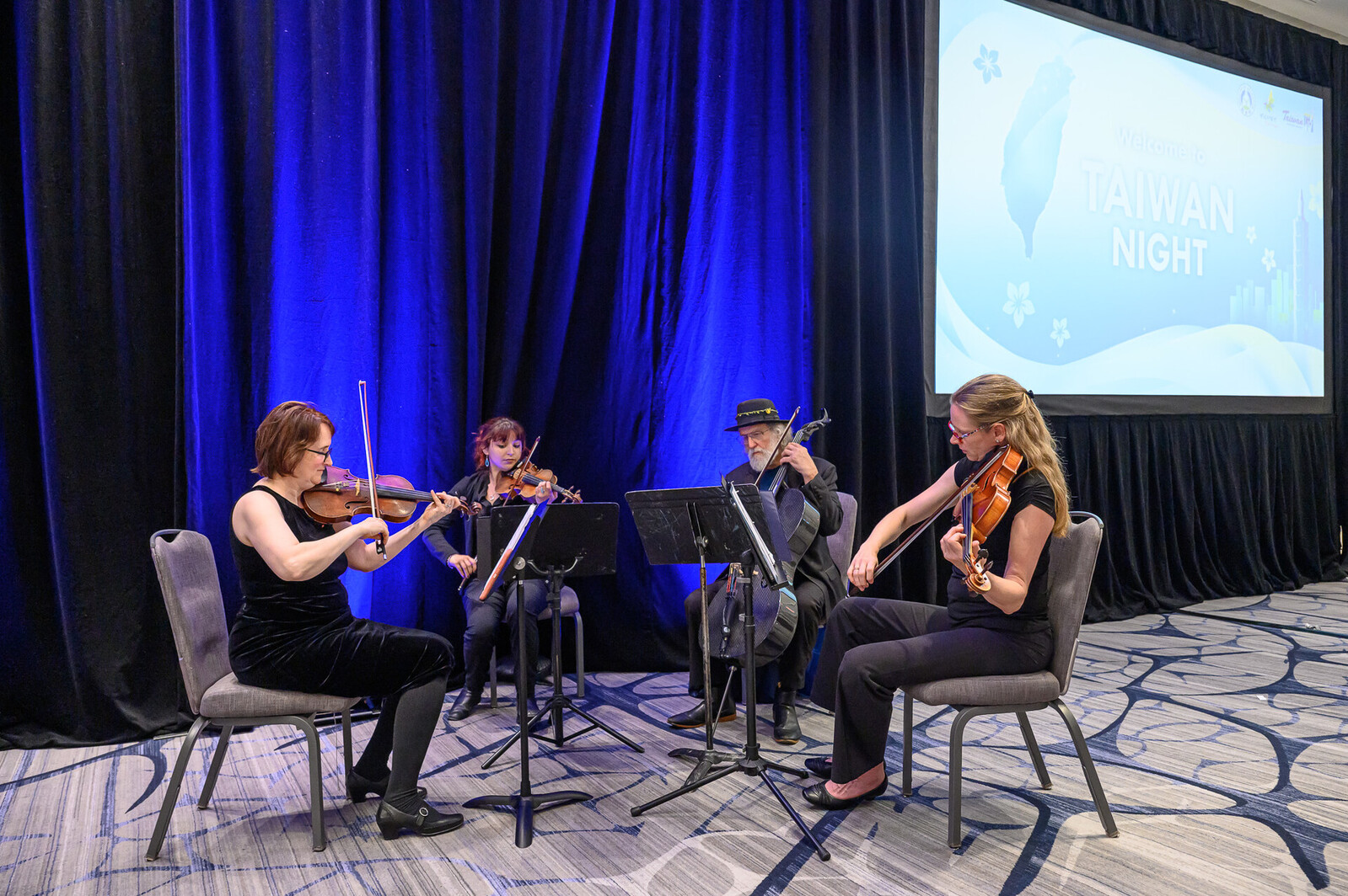 05 Taiwan Night 表演.jpg