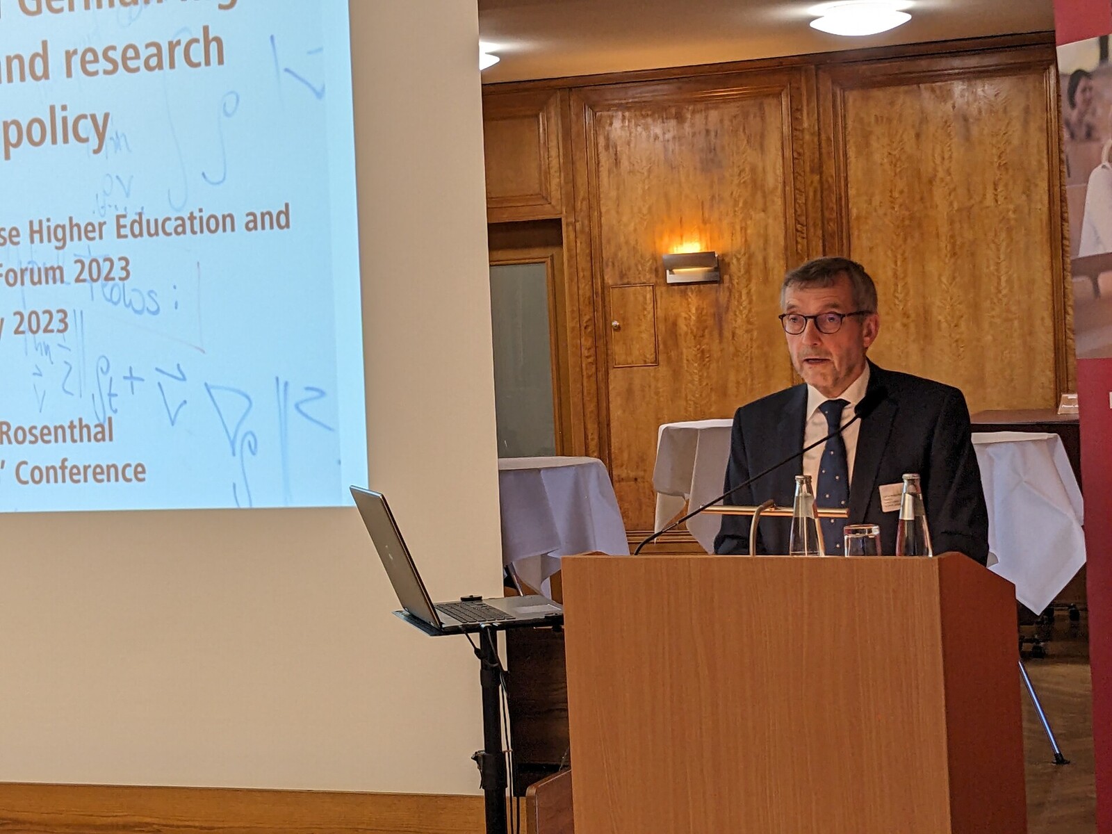 開幕致詞_德國大學校長協會主席Walter Rosenthal.jpg